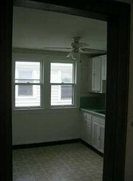 Dining Room looking into Kitchen