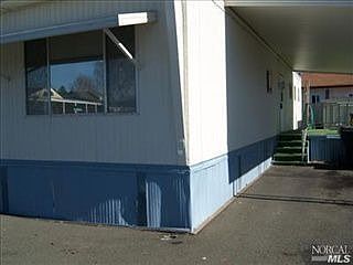 2nd image of 514 Loma Verde Ln