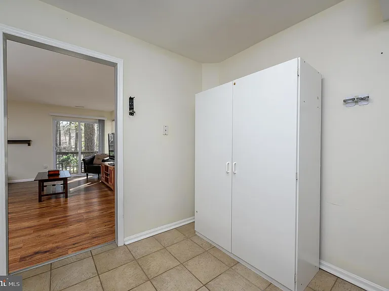339 Woodlake Dr — Photo 13