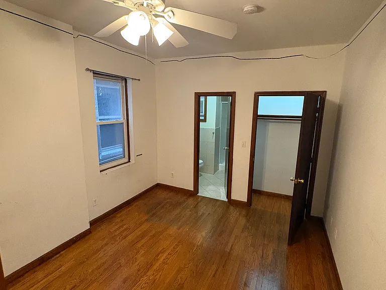 111 Niagara St #1 — Photo 2