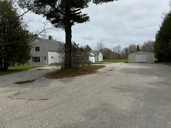 7200/7202 S M 123, Newberry, MI 49868