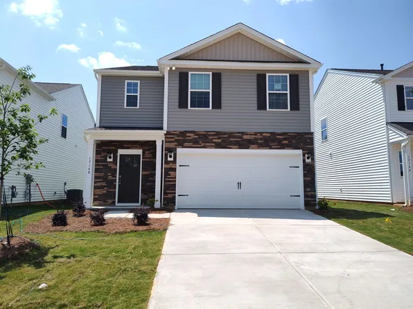 12148 Lady Bell Dr, Charlotte, NC 28278