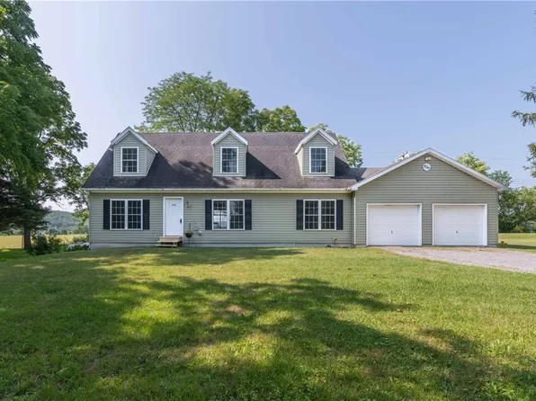 7492 Big Tree Rd, Livonia, NY 14487