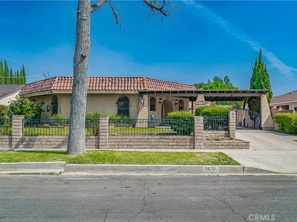 9010 Dempsey Ave, North Hills, CA 91343