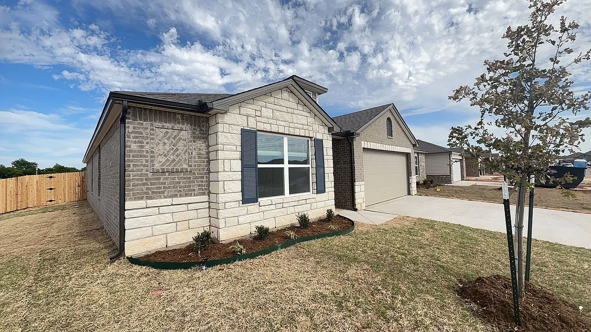 Building Photo - 4000 Dutch Ln