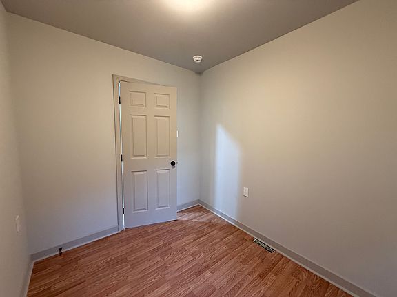3rd image of 238 N George St