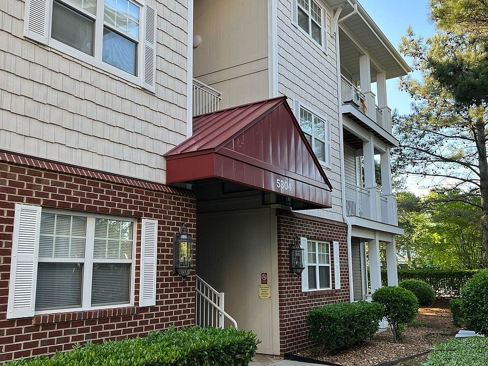 1st image of 5304 Warminster Dr Unit 305