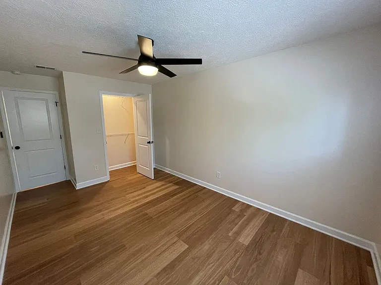 165 E. 11th Ave. MG — Photo 22