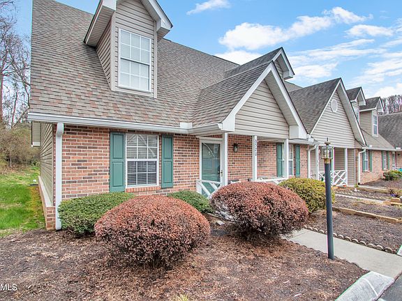 2nd image of 6520 Doe Creek Way