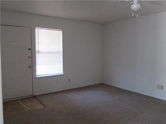 4th image of 1303 McKie Dr