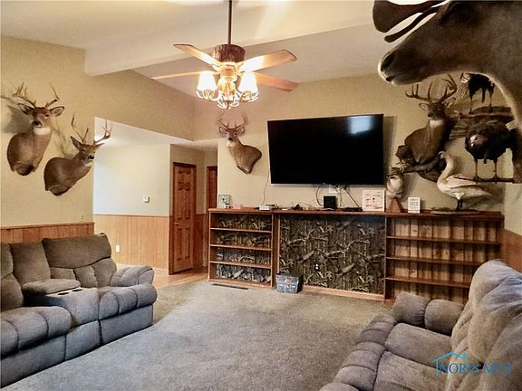 5th image of 2421 Wilford Dr