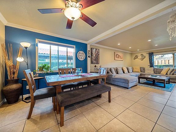 3rd image of 301 Tradewinds Dr APT 7