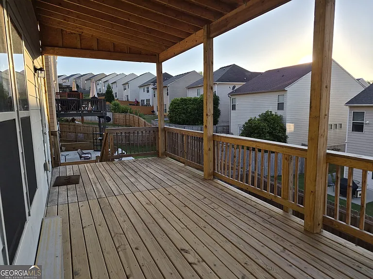 1506 Charcoal Ives Rd — Photo 35