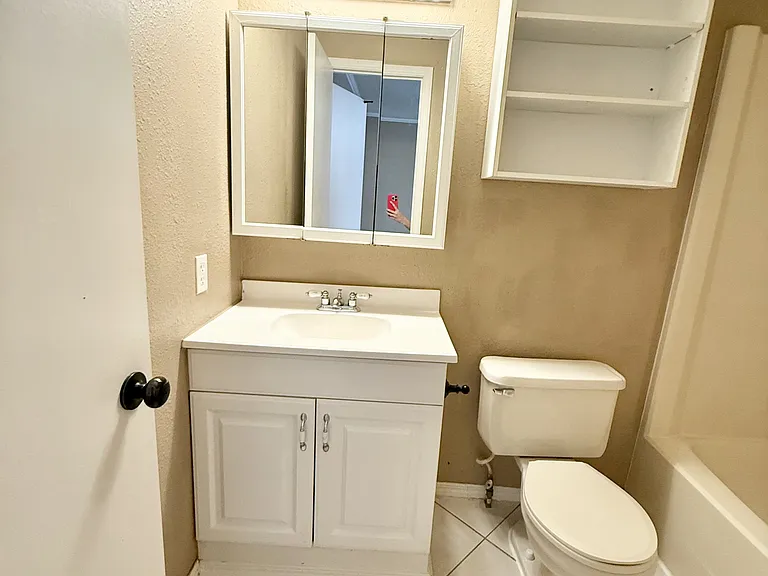 1334 Eastgate Dr #1 — Photo 22