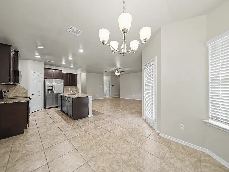 9405 Glynhill Ct — Photo 6