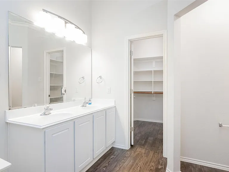 1117 Alexandria Way — Photo 20