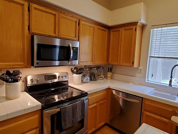 2nd image of 45 White Birch Ct