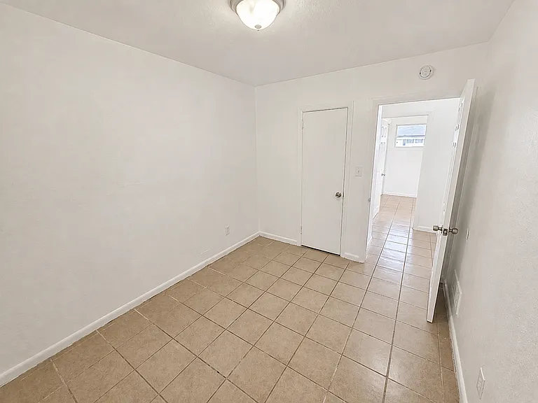 106 Louise Rd — Photo 14