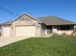 2525 223rd Ln NW, Oak Grove, MN 55011