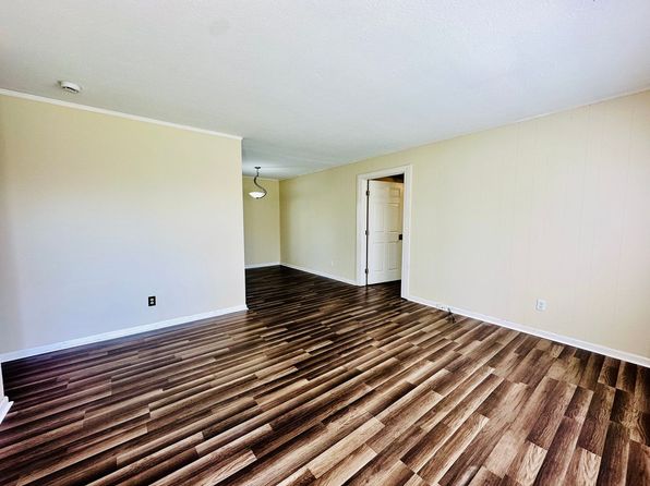 710 Latimer Ave, La Grange, KY 40031