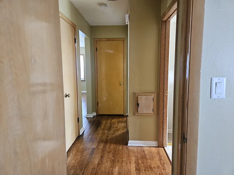 3657 S Taylor Ct — Photo 8