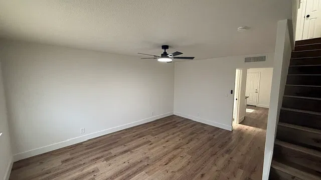 3715 E Hampton Way — Photo 2