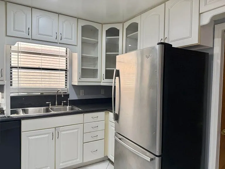 5072 Arbor Glen Cir — Photo 1