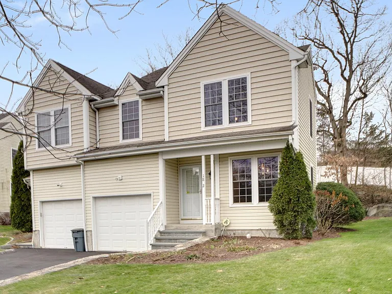 18 Rippowam Rd #2B — Photo 1