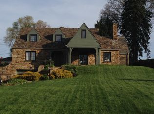 4446 Brownsville Rd, Pittsburgh, PA 15236