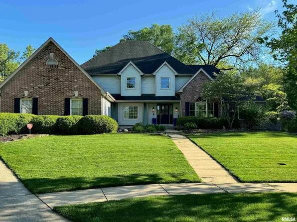 4032 Eagle Wing Rd, Springfield, IL 62711