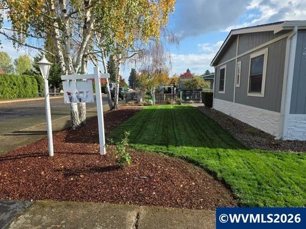 450 SE Lacreole Dr Unit 25, Dallas, OR 97338