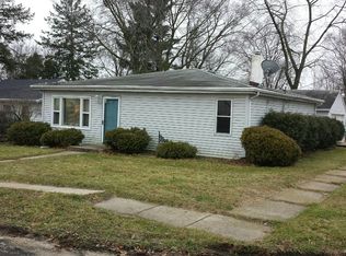 801 Fitch Rd, Rockford, IL 61109