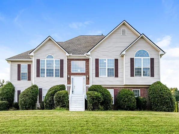 108 Bramlett Meadows Dr, Douglasville, GA 30134