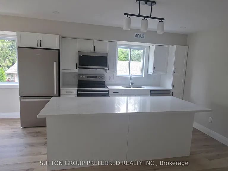 118 Scott St E #1 — Photo 5