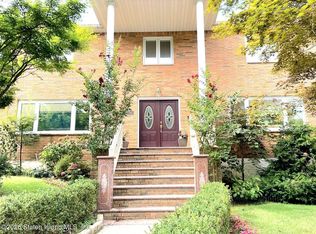 26 Altoona Ave, Staten Island, NY 10306