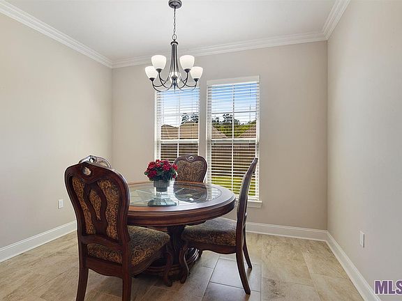 4th image of 10364 Belle Isle Dr