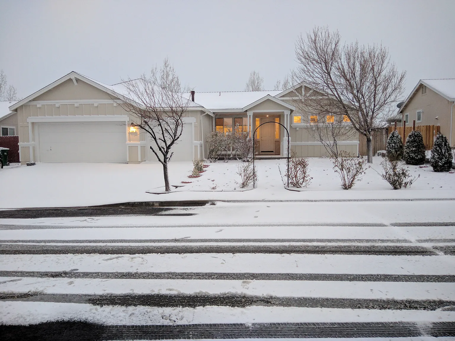 334 Sparrow Hawk Dr photo 1