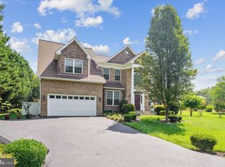 8818 Cottongrass St, Waldorf, MD