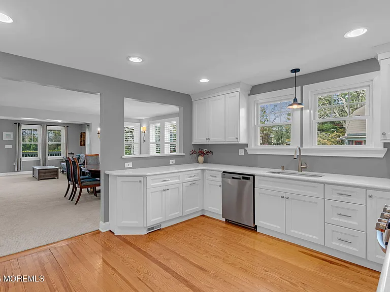 115 Grassmere Ave — Photo 17