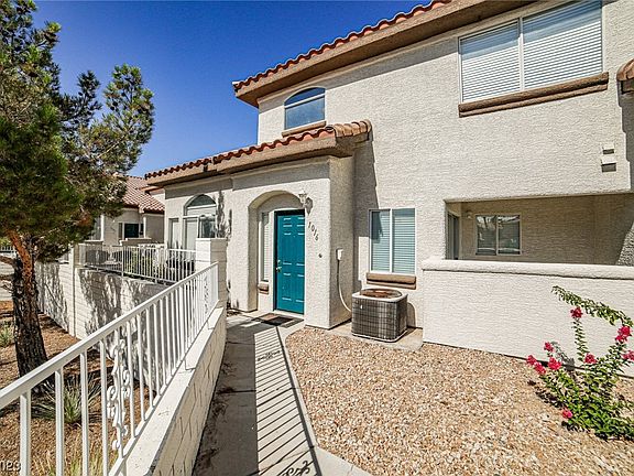 2nd image of 1016 Allure Dr