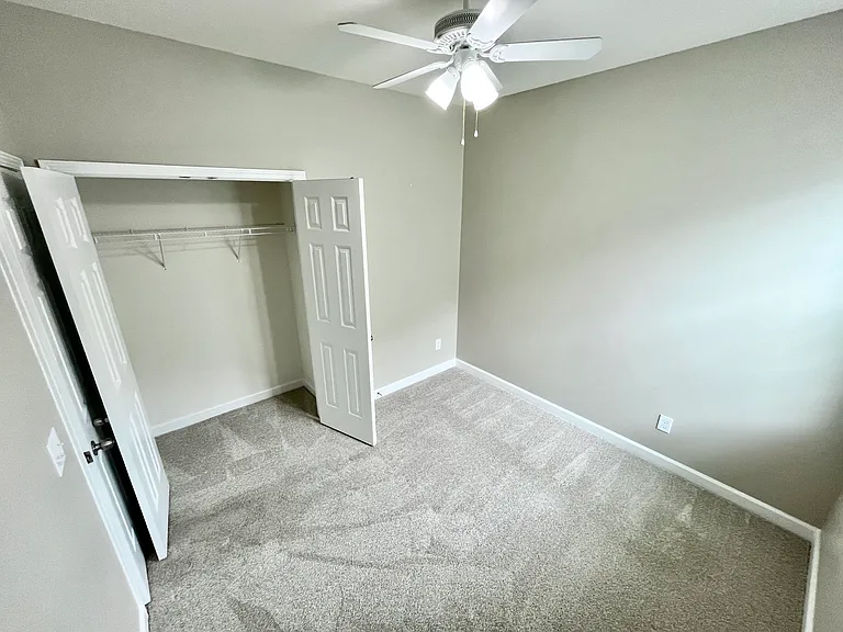 2456 Birch View Dr — Photo 33