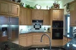 3rd image of 3220 SW 109th St
