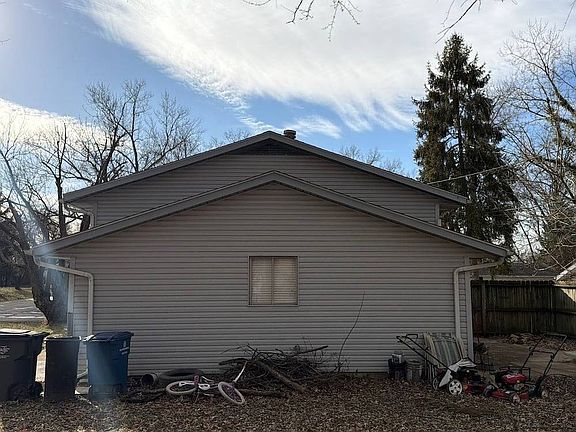 5th image of 1583 Rygate Dr