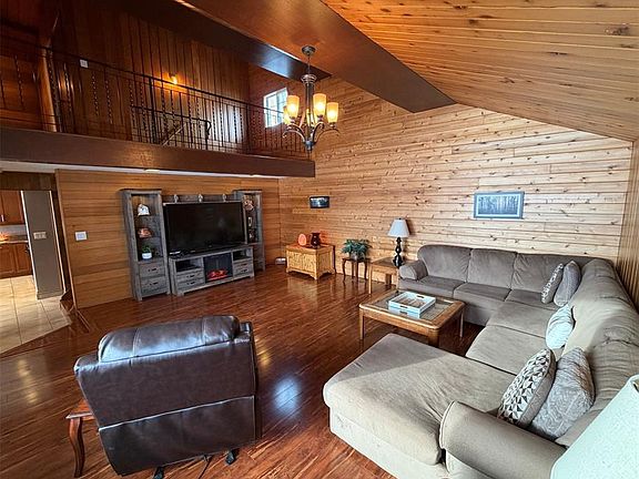 5th image of 74 Nunn STREET