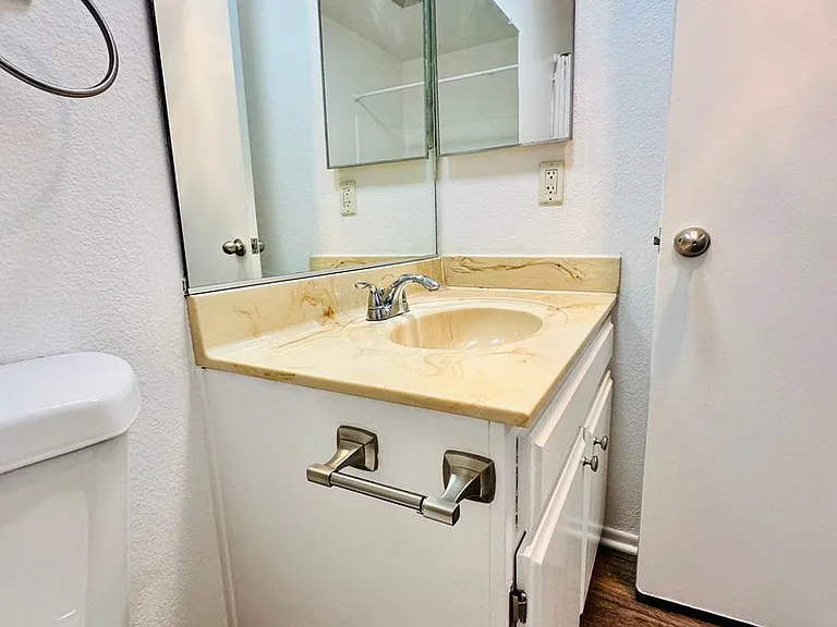 7259 Baird Avenue — Photo 13
