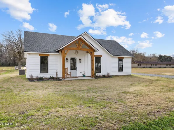 134 Vfw St, Port Barre, LA 70577