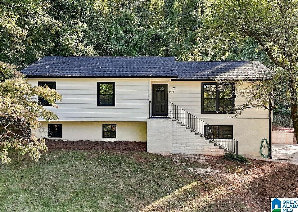 1st image of 8929 Valleybrook Rd