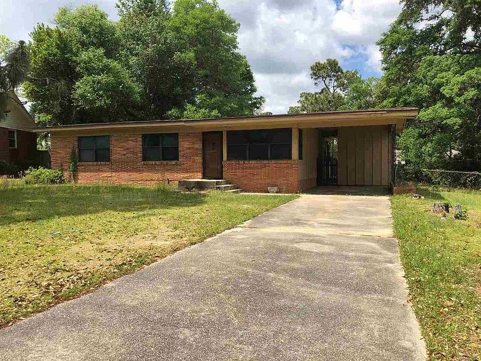 1st image of 875 Fairfax Dr