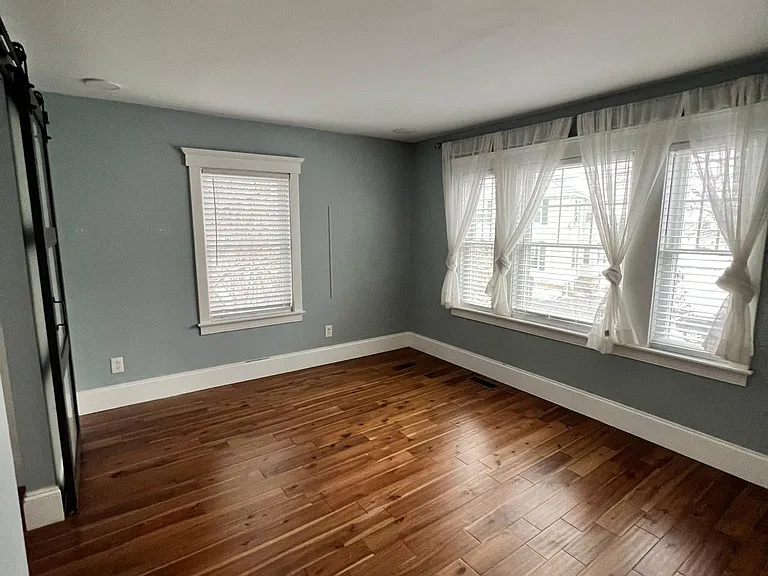 82 Essex St #1 — Photo 18