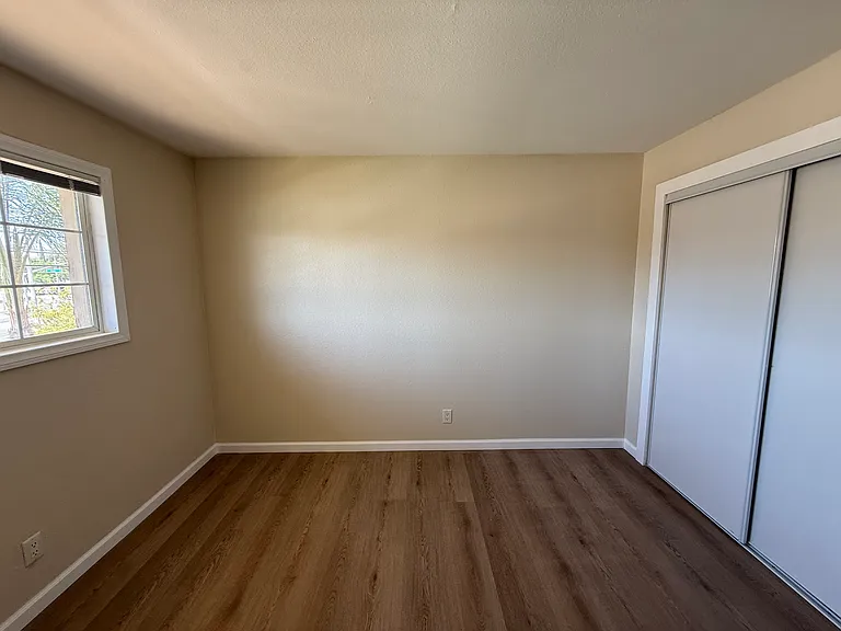 10652 Collett Ave #3 — Photo 21